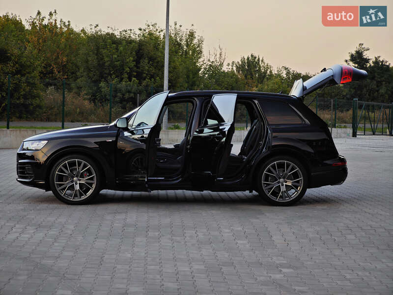 Позашляховик / Кросовер Audi Q7 2018 в Дубні фото 87 Позашляховик / Кросовер Audi Q7 2018 в Дубні