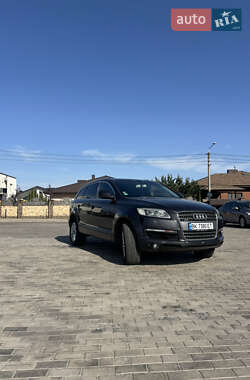 Внедорожник / Кроссовер Audi Q7 2007 в 