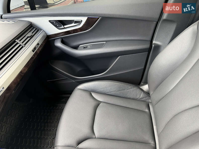 Внедорожник / Кроссовер Audi Q7 2018 в Коломые фото 32 Внедорожник / Кроссовер Audi Q7 2018 в Коломые