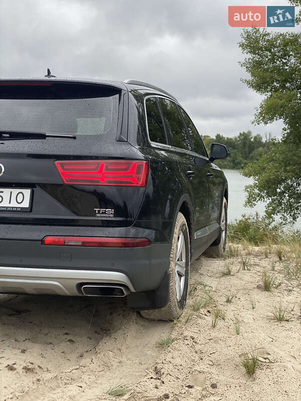 Позашляховик / Кросовер Audi Q7 2018 в Кременчуці