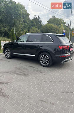 Внедорожник / Кроссовер Audi Q7 2019 в 