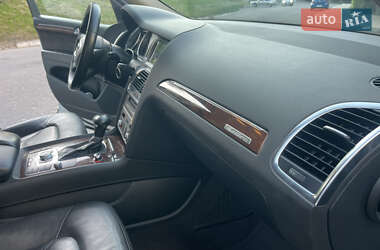 Внедорожник / Кроссовер Audi Q7 2012 в 