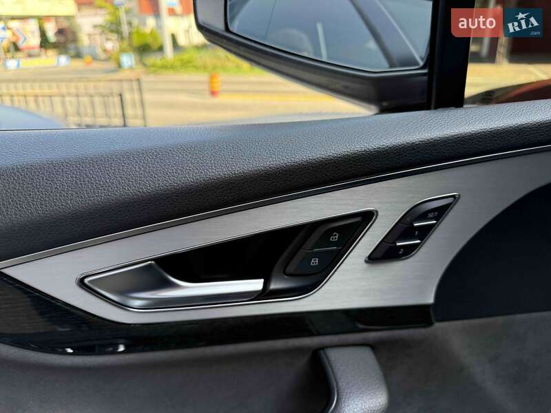 Внедорожник / Кроссовер Audi Q7 2016 в Львове