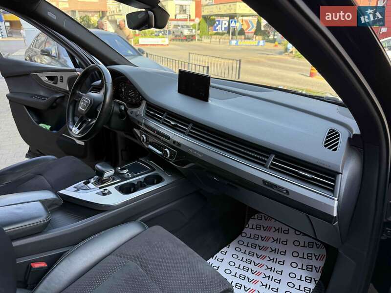 Внедорожник / Кроссовер Audi Q7 2016 в Львове