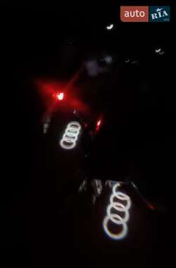 Внедорожник / Кроссовер Audi Q7 2014 в 