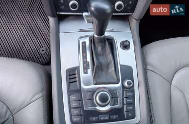 Внедорожник / Кроссовер Audi Q7 2006 в 