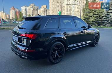 Внедорожник / Кроссовер Audi Q7 2024 в 