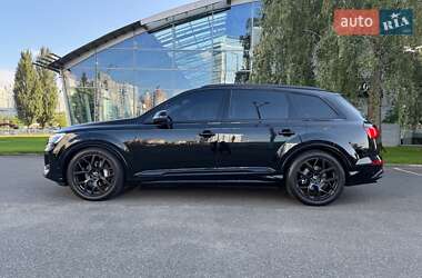 Внедорожник / Кроссовер Audi Q7 2024 в 