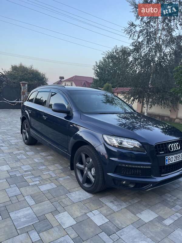 Позашляховик / Кросовер Audi Q7 2015 в Чорткові