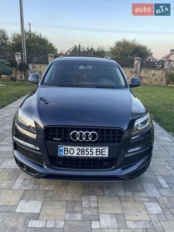 Позашляховик / Кросовер Audi Q7 2015 в Чорткові