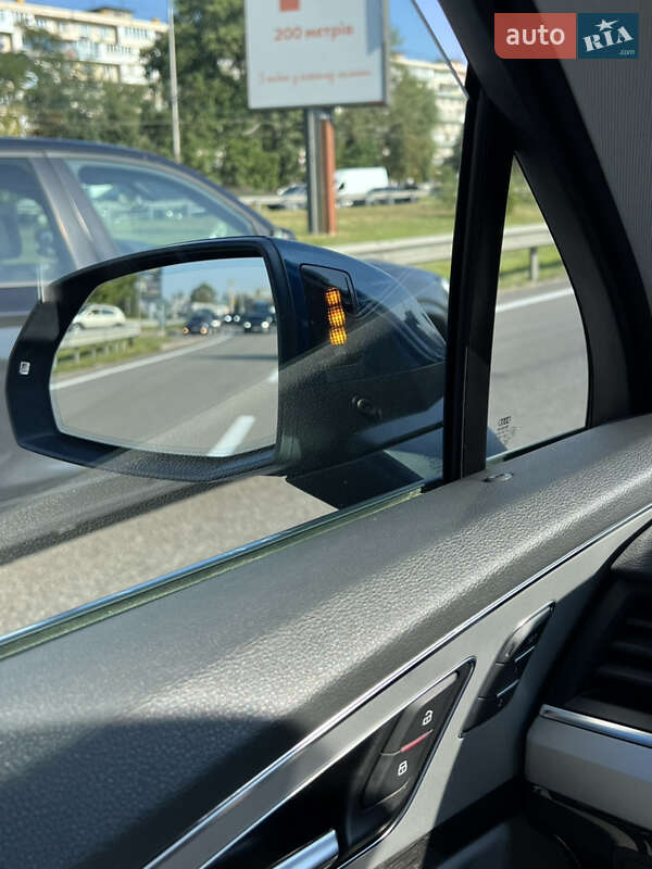 Позашляховик / Кросовер Audi Q7 2019 в Києві