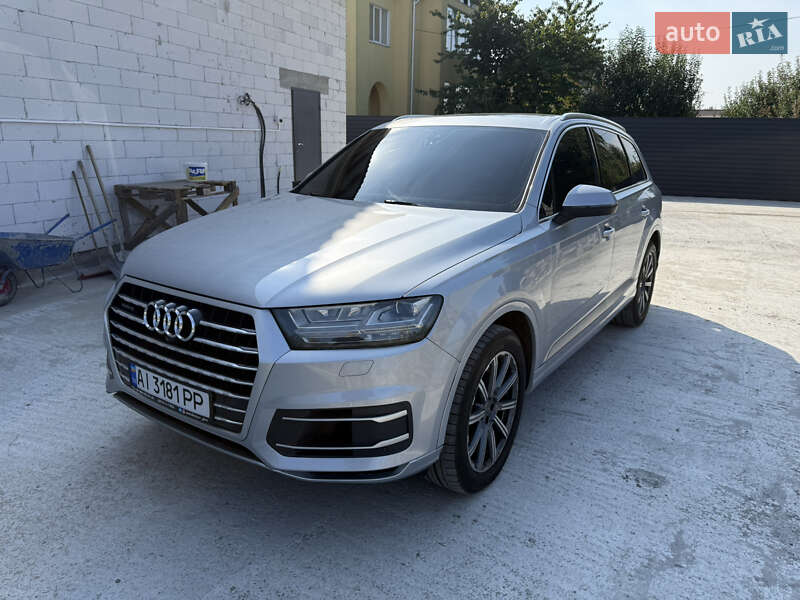 Внедорожник / Кроссовер Audi Q7 2017 в Киеве