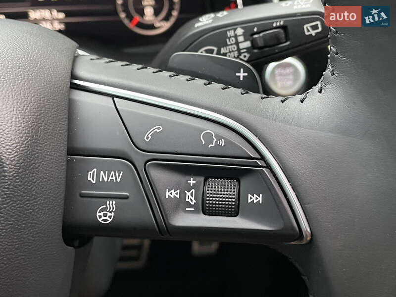 Позашляховик / Кросовер Audi Q7 2016 в Рівному