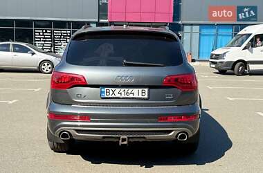 Позашляховик / Кросовер Audi Q7 2013 в 