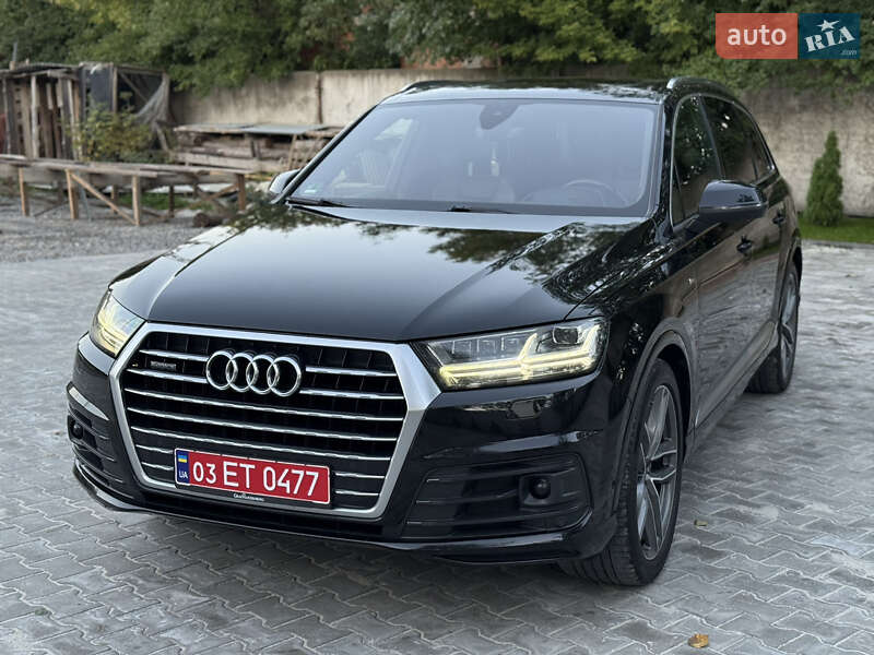 Внедорожник / Кроссовер Audi Q7 2016 в Ровно