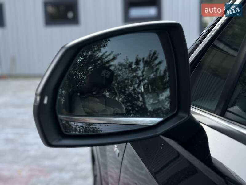 Внедорожник / Кроссовер Audi Q7 2016 в Ровно