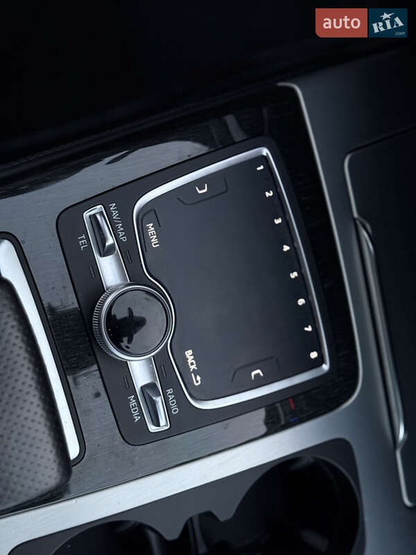 Внедорожник / Кроссовер Audi Q7 2016 в Ровно