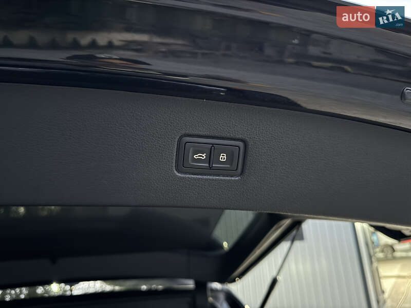Внедорожник / Кроссовер Audi Q7 2016 в Ровно