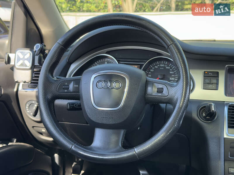 Позашляховик / Кросовер Audi Q7 2006 в Києві