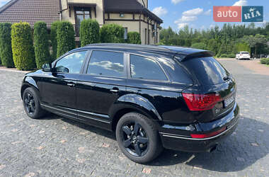 Позашляховик / Кросовер Audi Q7 2015 в 