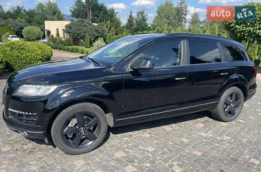 Позашляховик / Кросовер Audi Q7 2015 в 