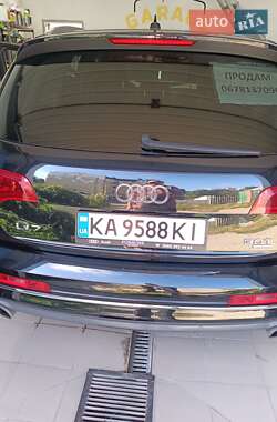 Позашляховик / Кросовер Audi Q7 2014 в Ромнах
