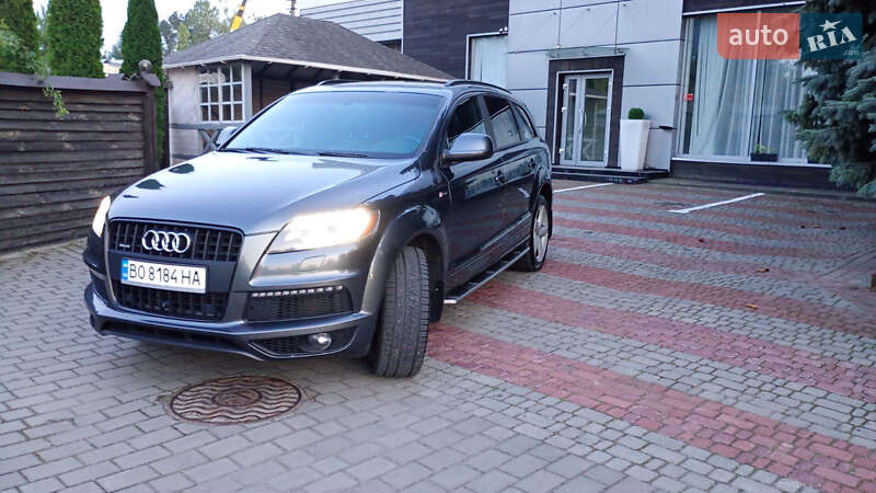 Позашляховик / Кросовер Audi Q7 2015 в Тернополі