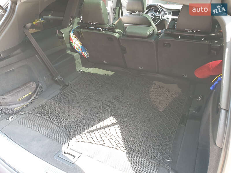 Позашляховик / Кросовер Audi Q7 2015 в Тернополі