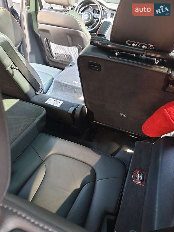 Позашляховик / Кросовер Audi Q7 2015 в Тернополі