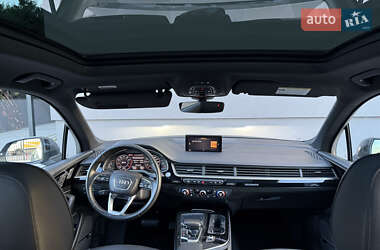 Позашляховик / Кросовер Audi Q7 2016 в 