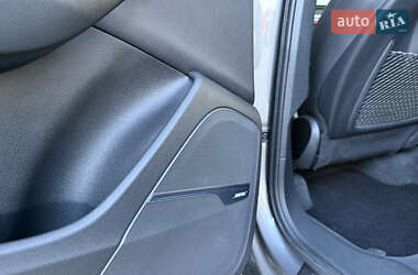 Позашляховик / Кросовер Audi Q7 2016 в 