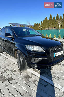 Позашляховик / Кросовер Audi Q7 2013 в Виноградові