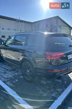 Внедорожник / Кроссовер Audi Q7 2013 в 