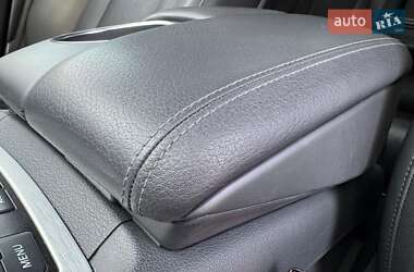 Позашляховик / Кросовер Audi Q7 2013 в 