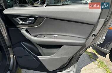 Позашляховик / Кросовер Audi Q7 2016 в 