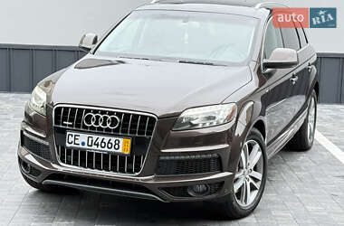 Позашляховик / Кросовер Audi Q7 2011 в 