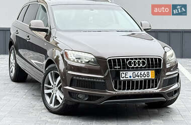 Позашляховик / Кросовер Audi Q7 2011 в 