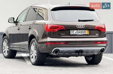 Позашляховик / Кросовер Audi Q7 2011 в 