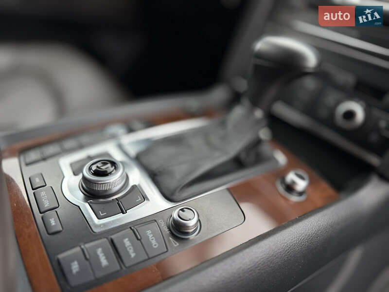 Внедорожник / Кроссовер Audi Q7 2011 в Ровно