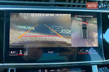 Позашляховик / Кросовер Audi Q7 2021 в 