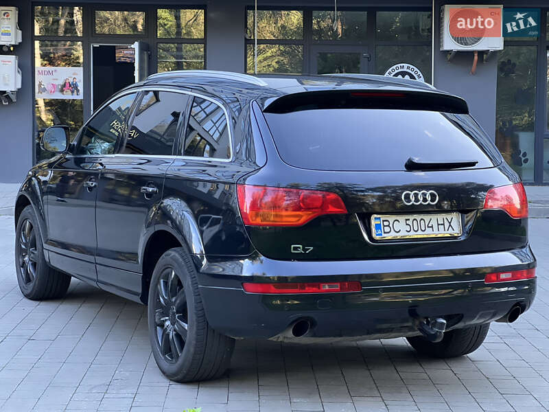 Внедорожник / Кроссовер Audi Q7 2006 в Новояворовске