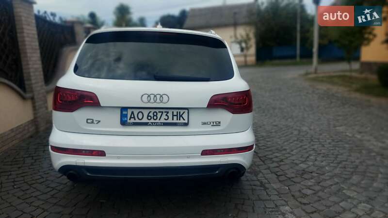 Позашляховик / Кросовер Audi Q7 2010 в Мукачевому