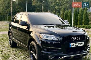 Внедорожник / Кроссовер Audi Q7 2015 в 