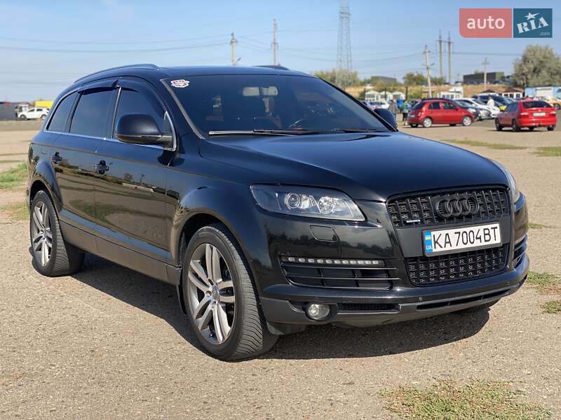 Внедорожник / Кроссовер Audi Q7 2006 в Одессе