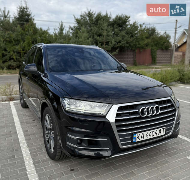 Позашляховик / Кросовер Audi Q7 2018 в Києві