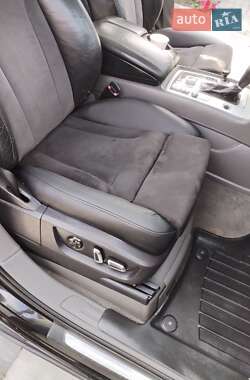 Позашляховик / Кросовер Audi Q7 2007 в 