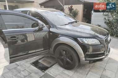 Позашляховик / Кросовер Audi Q7 2007 в 
