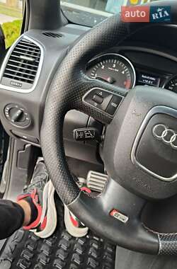Позашляховик / Кросовер Audi Q7 2009 в 