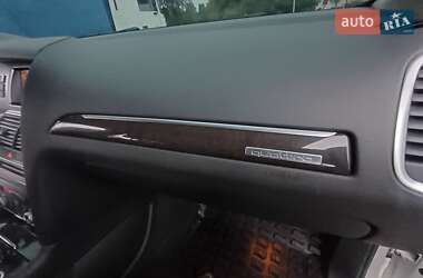 Внедорожник / Кроссовер Audi Q7 2010 в 