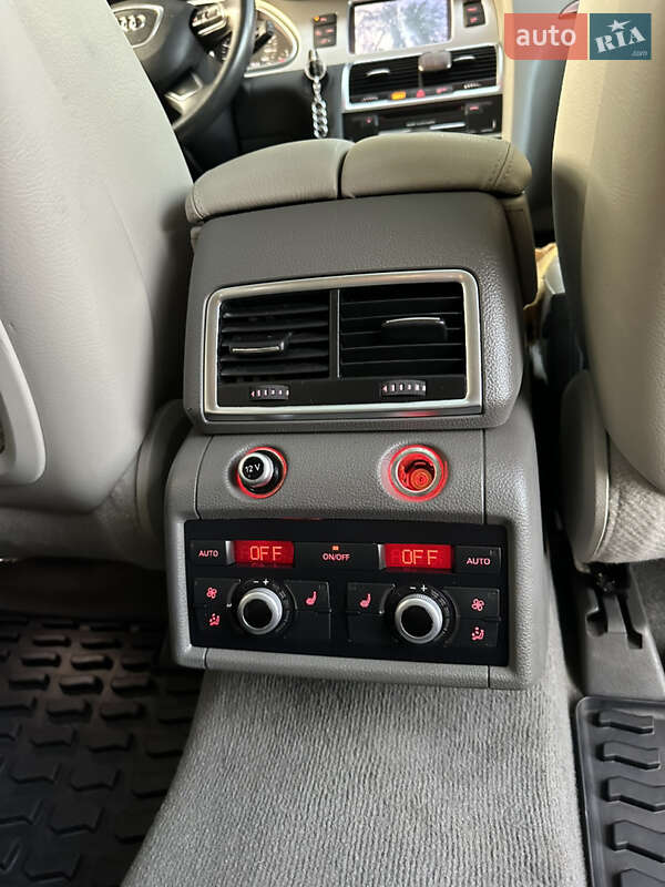 Позашляховик / Кросовер Audi Q7 2013 в Володимирі фото 13 Позашляховик / Кросовер Audi Q7 2013 в Володимирі